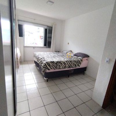 Casa com 165m², 3 quartos, 5 garagens, no bairro Canto em Florianópolis