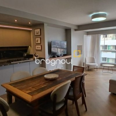 Apartamento com 113m², 3 quartos (sendo 1 suíte), 1 garagem, no bairro Kobrasol em São José