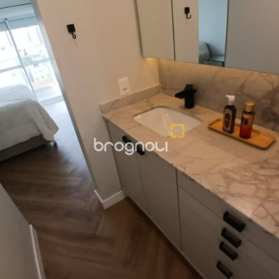 Apartamento com 113m², 3 quartos (sendo 1 suíte), 1 garagem, no bairro Kobrasol em São José