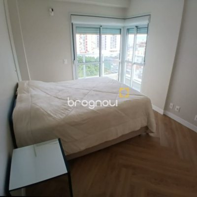 Apartamento com 113m², 3 quartos (sendo 1 suíte), 1 garagem, no bairro Kobrasol em São José