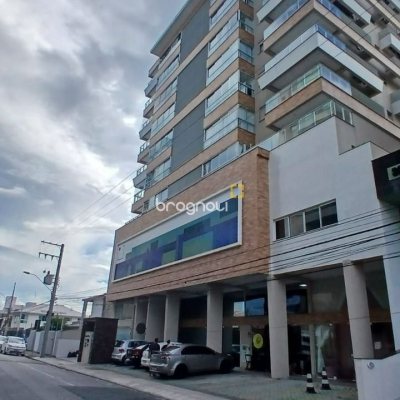Apartamento com 113m², 3 quartos (sendo 1 suíte), 1 garagem, no bairro Kobrasol em São José