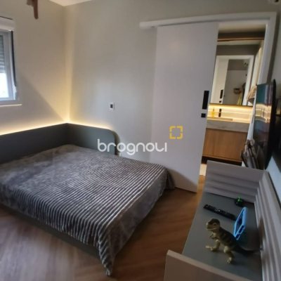 Apartamento com 113m², 3 quartos (sendo 1 suíte), 1 garagem, no bairro Kobrasol em São José