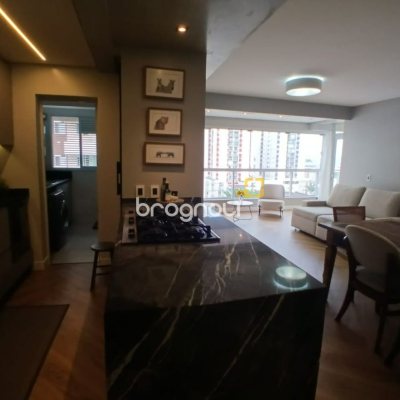 Apartamento com 113m², 3 quartos (sendo 1 suíte), 1 garagem, no bairro Kobrasol em São José