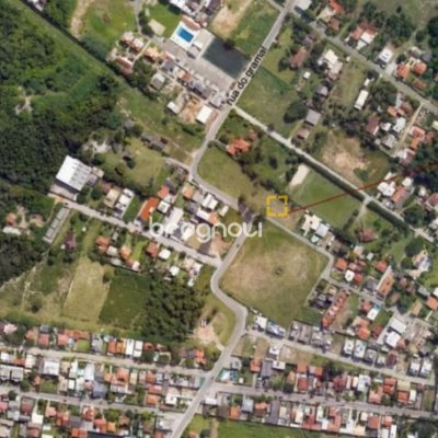 Casa com 140m², 3 quartos (sendo 3 suítes), 2 garagens, no bairro Campeche em Florianópolis