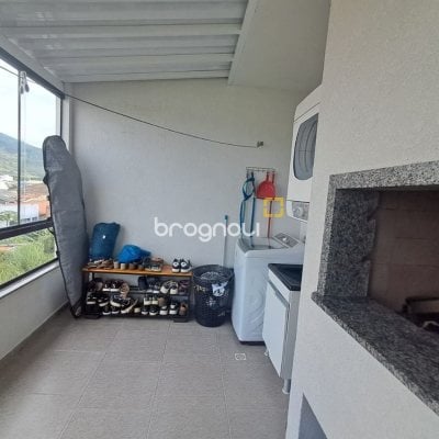Cobertura com 101m², 3 quartos (sendo 1 suíte), 2 garagens, no bairro Ingleses em Florianópolis