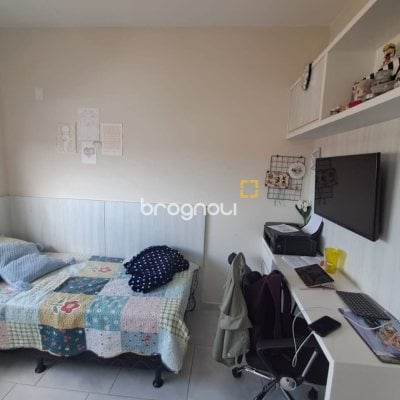 Cobertura com 101m², 3 quartos (sendo 1 suíte), 2 garagens, no bairro Ingleses em Florianópolis