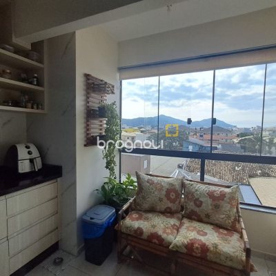 Cobertura com 101m², 3 quartos (sendo 1 suíte), 2 garagens, no bairro Ingleses em Florianópolis
