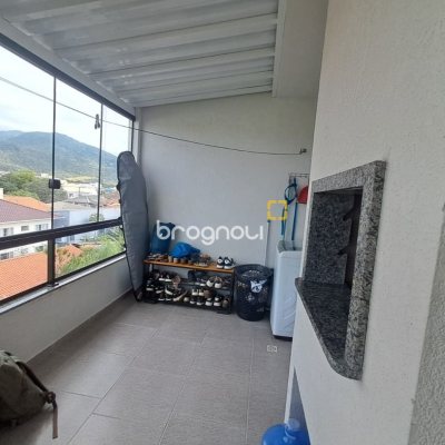Cobertura com 101m², 3 quartos (sendo 1 suíte), 2 garagens, no bairro Ingleses em Florianópolis