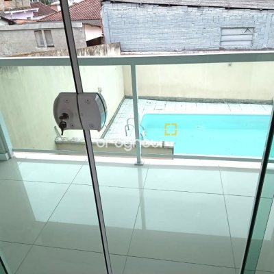 Casa com 147m², 4 quartos (sendo 1 suíte), 4 garagens, no bairro São Sebastião em Palhoça