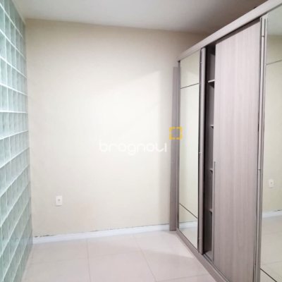 Casa com 147m², 4 quartos (sendo 1 suíte), 4 garagens, no bairro São Sebastião em Palhoça