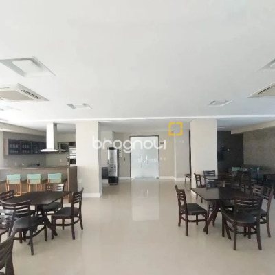 Apartamento com 98m², 3 quartos (sendo 1 suíte), 2 garagens, no bairro Jardim Atlântico em Florianópolis