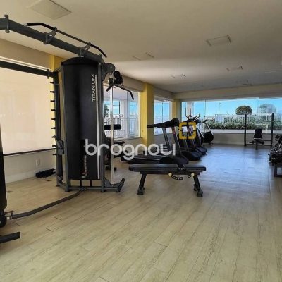 Apartamento com 98m², 3 quartos (sendo 1 suíte), 2 garagens, no bairro Jardim Atlântico em Florianópolis