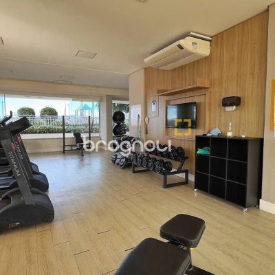 Apartamento com 98m², 3 quartos (sendo 1 suíte), 2 garagens, no bairro Jardim Atlântico em Florianópolis