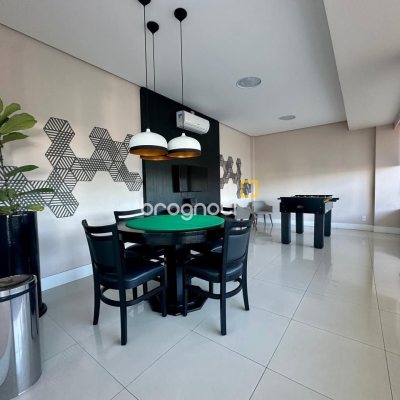 Apartamento com 98m², 3 quartos (sendo 1 suíte), 2 garagens, no bairro Jardim Atlântico em Florianópolis