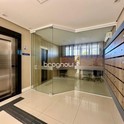 Apartamento com 98m², 3 quartos (sendo 1 suíte), 2 garagens, no bairro Jardim Atlântico em Florianópolis
