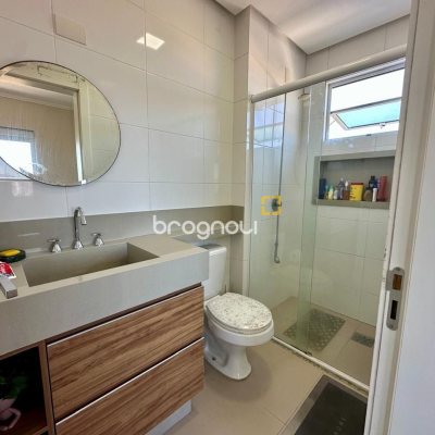 Apartamento com 98m², 3 quartos (sendo 1 suíte), 2 garagens, no bairro Jardim Atlântico em Florianópolis