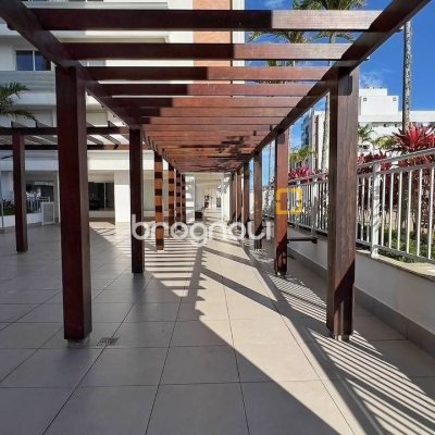 Apartamento com 98m², 3 quartos (sendo 1 suíte), 2 garagens, no bairro Jardim Atlântico em Florianópolis