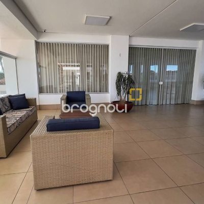 Apartamento com 98m², 3 quartos (sendo 1 suíte), 2 garagens, no bairro Jardim Atlântico em Florianópolis