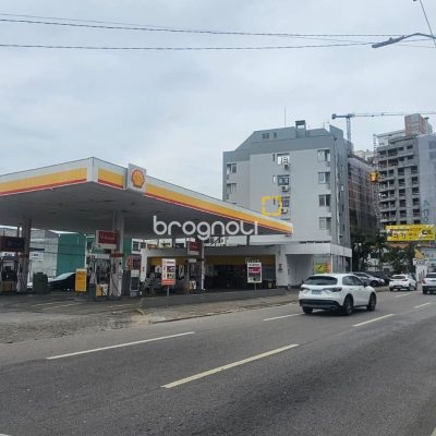 Sala com 40m², 1 garagem, no bairro Estreito em Florianópolis