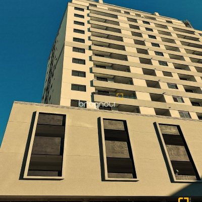 Apartamento com 90m², 3 quartos (sendo 1 suíte), 2 garagens, no bairro Pagani em Palhoça