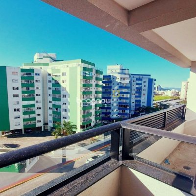 Apartamento com 90m², 3 quartos (sendo 1 suíte), 2 garagens, no bairro Pagani em Palhoça