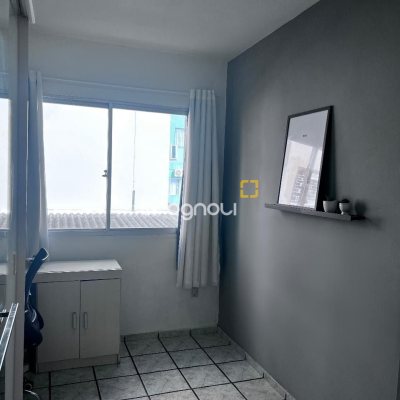 Apartamento com 74m², 3 quartos (sendo 1 suíte), 1 garagem, no bairro Kobrasol em São José