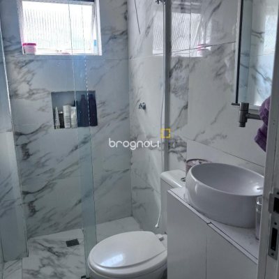 Apartamento com 74m², 3 quartos (sendo 1 suíte), 1 garagem, no bairro Kobrasol em São José