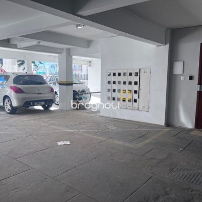 Apartamento com 74m², 3 quartos (sendo 1 suíte), 1 garagem, no bairro Kobrasol em São José
