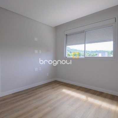 Apartamento com 128m², 3 quartos (sendo 3 suítes), 2 garagens, no bairro Cacupé em Florianópolis
