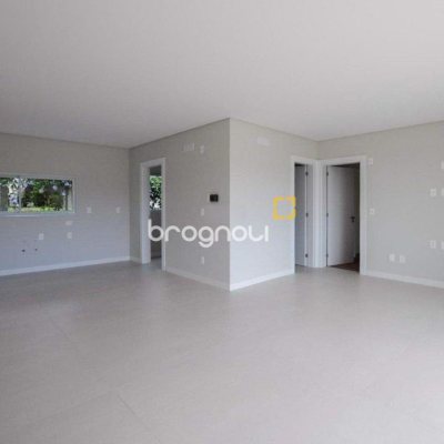 Apartamento com 128m², 3 quartos (sendo 3 suítes), 2 garagens, no bairro Cacupé em Florianópolis