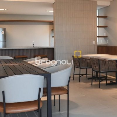Apartamento com 128m², 3 quartos (sendo 3 suítes), 2 garagens, no bairro Cacupé em Florianópolis