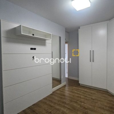 Apartamento com 100m², 3 quartos (sendo 1 suíte), 1 garagem, no bairro Centro em Florianópolis