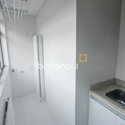 Apartamento com 100m², 3 quartos (sendo 1 suíte), 1 garagem, no bairro Centro em Florianópolis