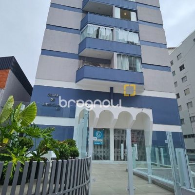 Apartamento com 100m², 3 quartos (sendo 1 suíte), 1 garagem, no bairro Centro em Florianópolis