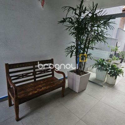 Apartamento com 100m², 3 quartos (sendo 1 suíte), 1 garagem, no bairro Centro em Florianópolis