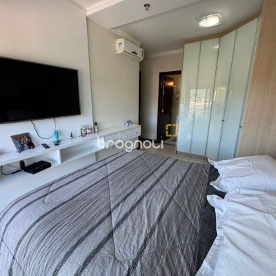 Cobertura com 199m², 3 quartos (sendo 1 suíte), 2 garagens, no bairro Lagoa da Conceição em Florianópolis