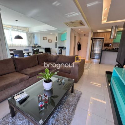 Cobertura com 199m², 3 quartos (sendo 1 suíte), 2 garagens, no bairro Lagoa da Conceição em Florianópolis