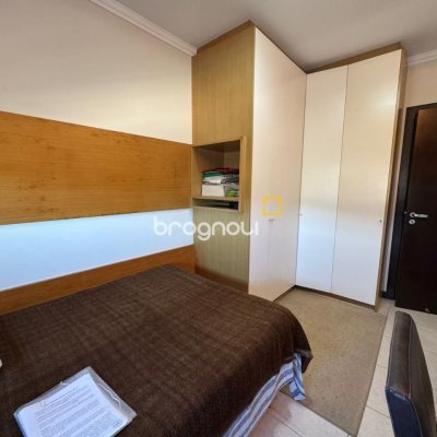 Cobertura com 199m², 3 quartos (sendo 1 suíte), 2 garagens, no bairro Lagoa da Conceição em Florianópolis