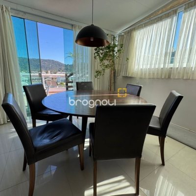 Cobertura com 199m², 3 quartos (sendo 1 suíte), 2 garagens, no bairro Lagoa da Conceição em Florianópolis