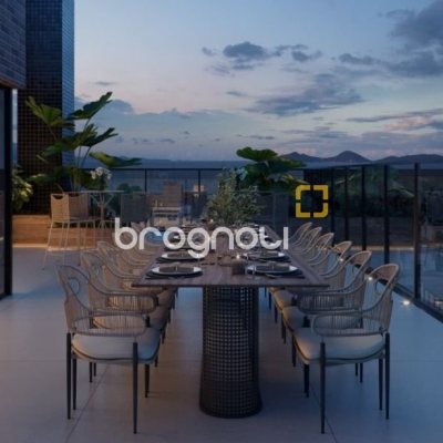 Apartamento com 84m², 2 quartos (sendo 2 suítes), 1 garagem, no bairro Estreito em Florianópolis