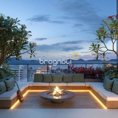 Apartamento com 84m², 2 quartos (sendo 2 suítes), 1 garagem, no bairro Estreito em Florianópolis