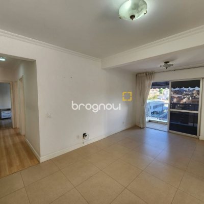 Cobertura com 226m², 3 quartos (sendo 1 suíte), 2 garagens, no bairro Coqueiros em Florianópolis