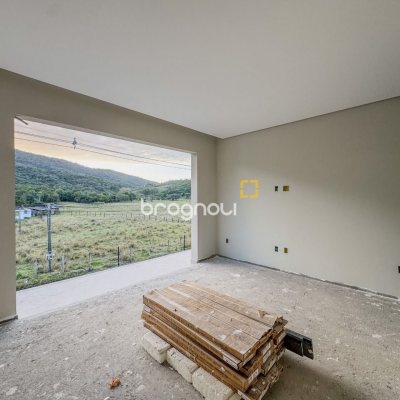 Casa de Condomínio com 275m², 4 quartos (sendo 4 suítes), 4 garagens, no bairro Pedra Branca em Palhoça
