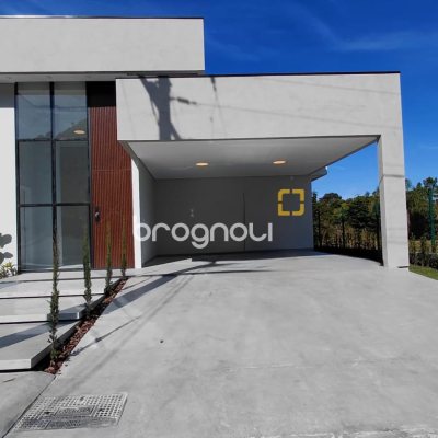 Casa de Condomínio com 181m², 3 quartos (sendo 3 suítes), 2 garagens, no bairro Canasvieiras em Florianópolis
