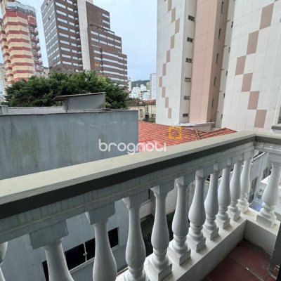 Apartamento com 60m², 2 quartos, no bairro Centro em Florianópolis