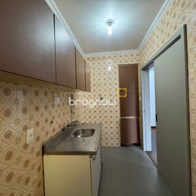 Apartamento com 60m², 2 quartos, no bairro Centro em Florianópolis