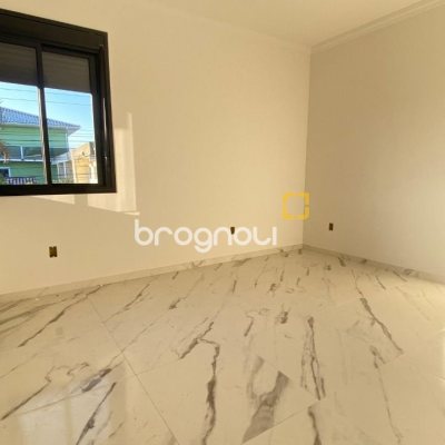 Casa com 70m², 3 quartos (sendo 3 suítes), 2 garagens, no bairro Ingleses em Florianópolis