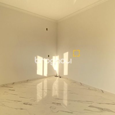 Casa com 70m², 3 quartos (sendo 3 suítes), 2 garagens, no bairro Ingleses em Florianópolis