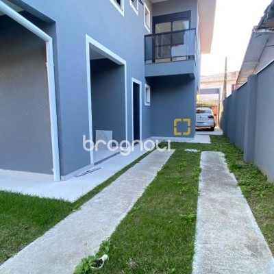 Casa com 70m², 3 quartos (sendo 3 suítes), 2 garagens, no bairro Ingleses em Florianópolis