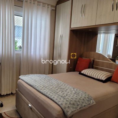 Apartamento com 149m², 4 quartos (sendo 1 suíte), 4 garagens, no bairro Campinas em São José